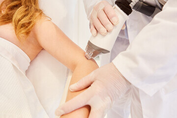 모공각화증 미스트 효과 있을까? 셀프 치료와 원인&#44; 주요 증상들이 어떤 것들이 있는지 참고 하시기 바랍니다.