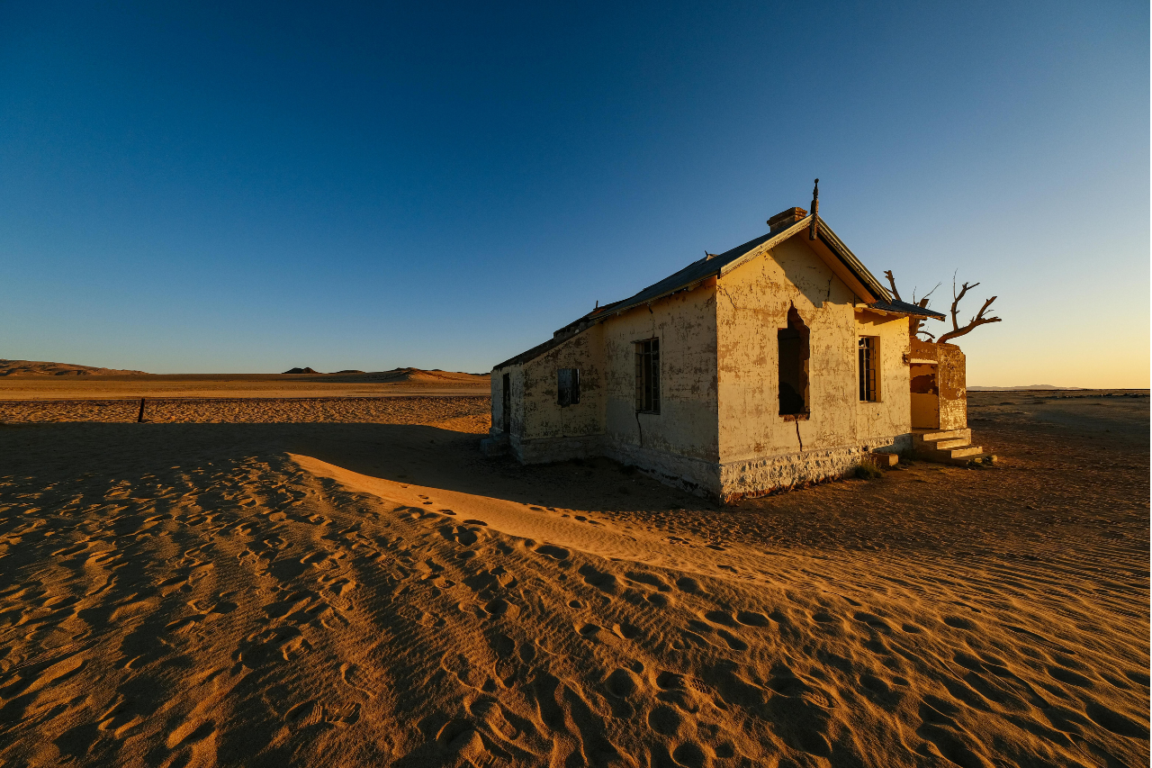 월급을 받아도 돈이 안 모이는 구조