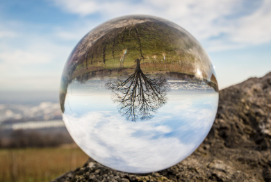 동그란 유리구슬