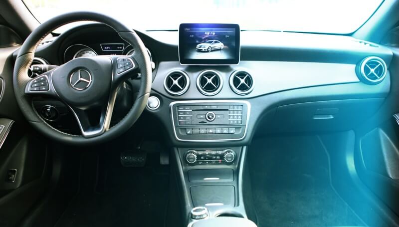 자동차-실내-공조기