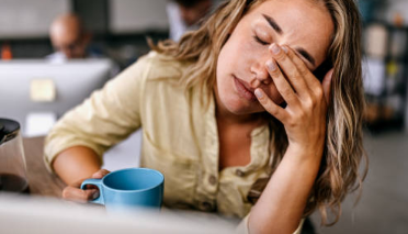 눈 피로 푸는 법 원인 눈 피로 영양제 안약 눈 피로 어지러움 지압법