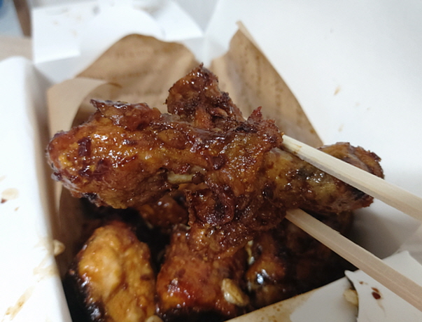 블랙알리오 닭다리치킨