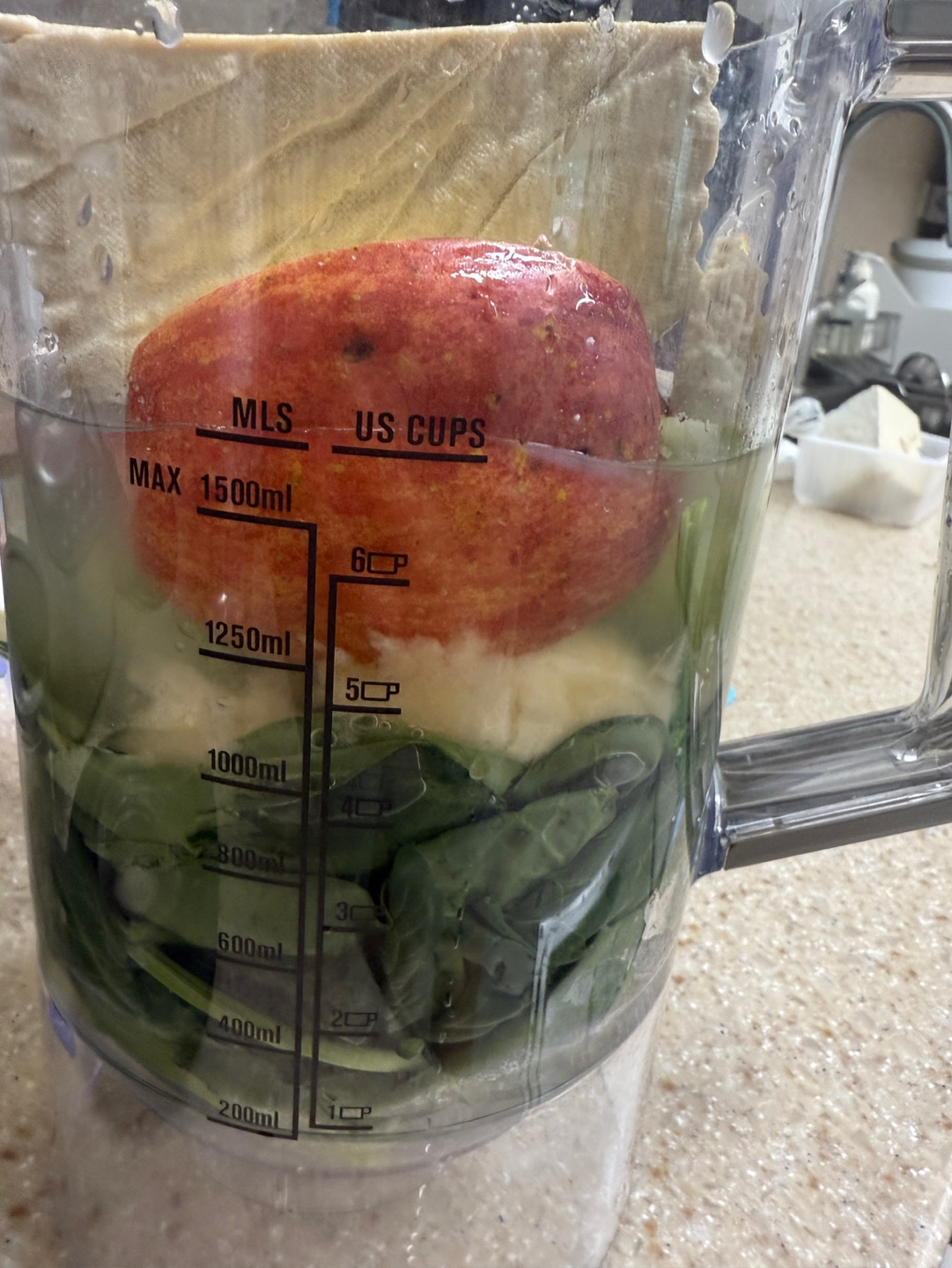 🌿 여름, 가볍게 가는 나의 아침 루틴 – 두부 스무디 레시피