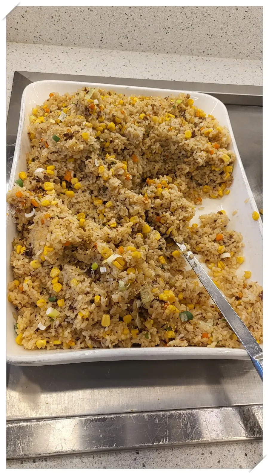 샐러드바-볶음밥