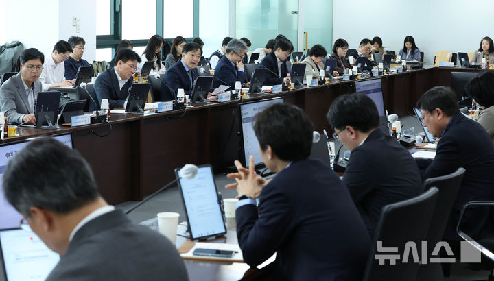 비수도권 상급종합병원 간호&middot;간병 통합서비스 전면 확대 및 약제 급여 재평가 개편 총정리