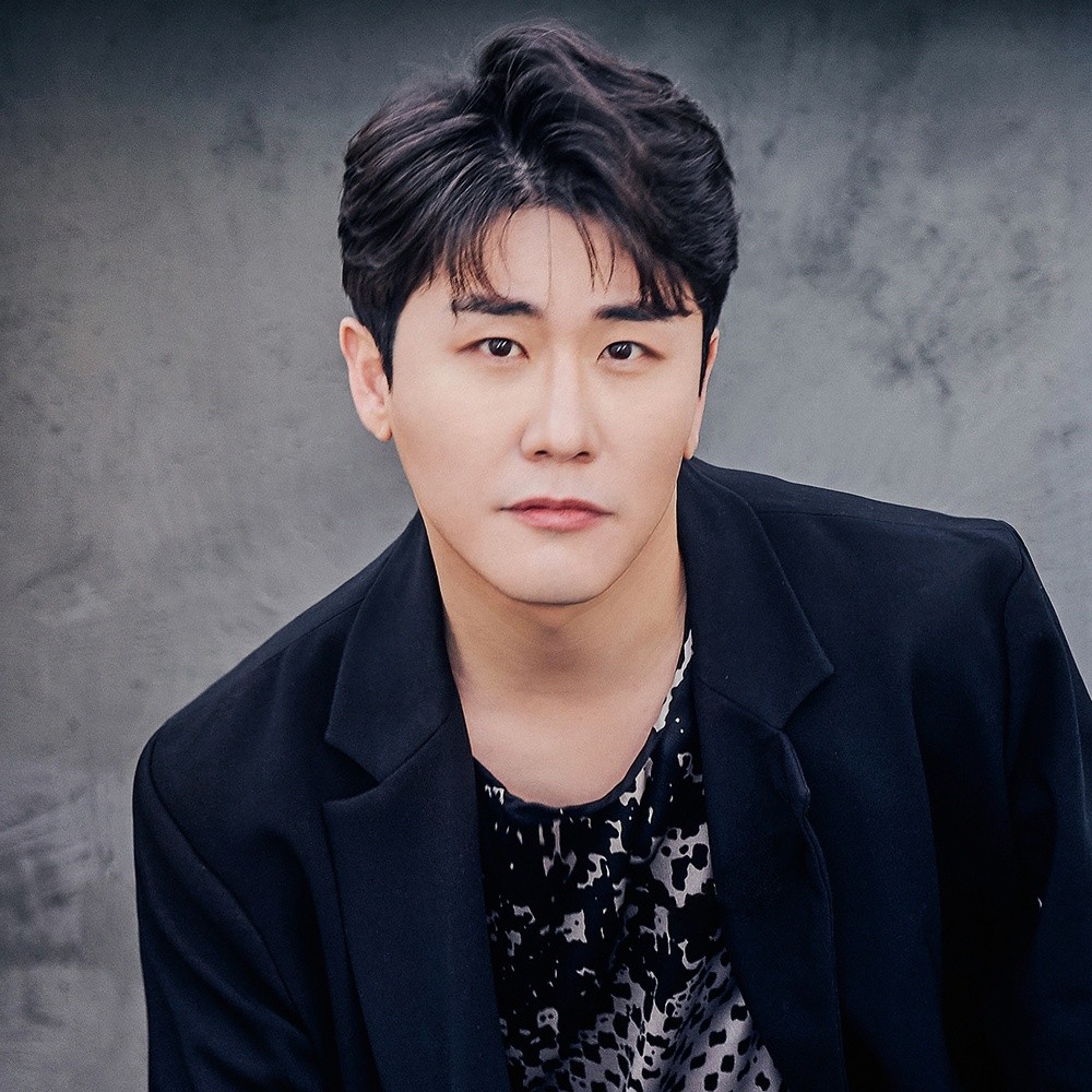 영탁-사진