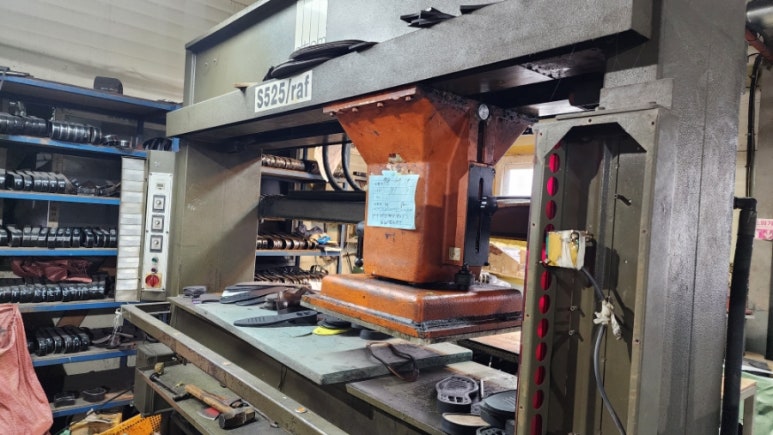 유압프레스수리