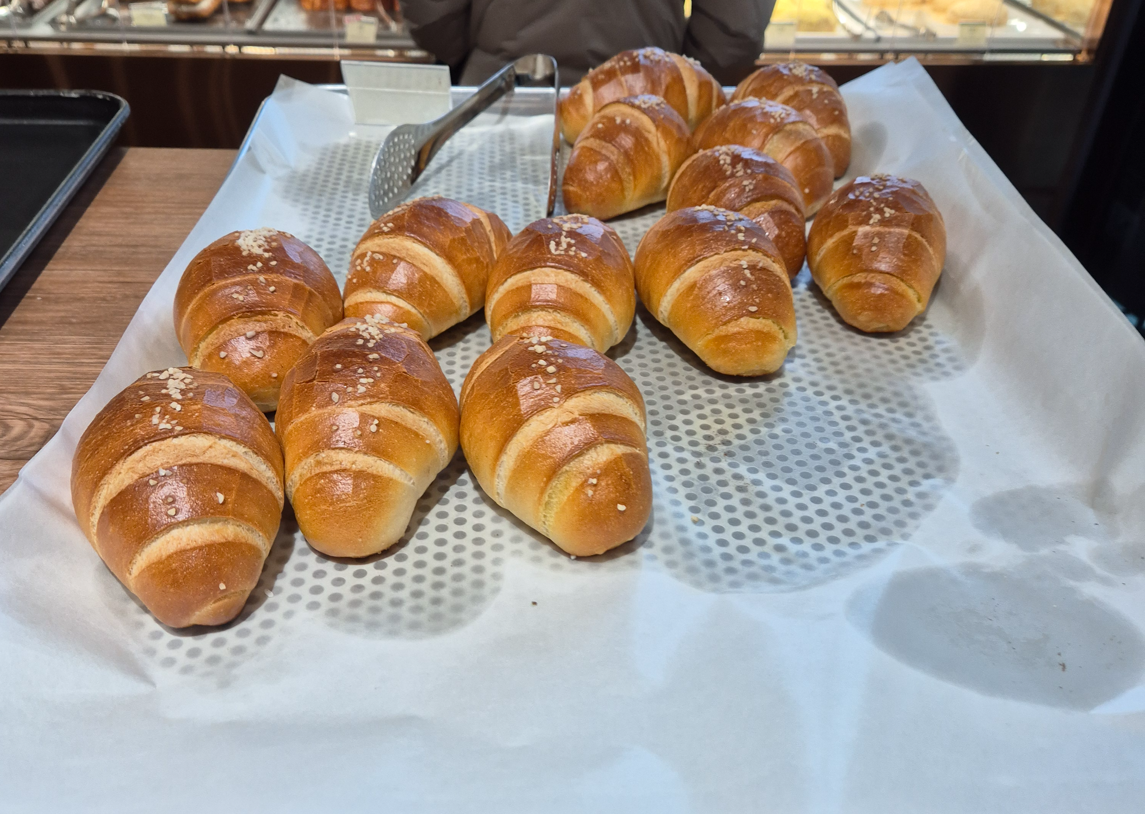 카페 N&D 빵종류 소금빵