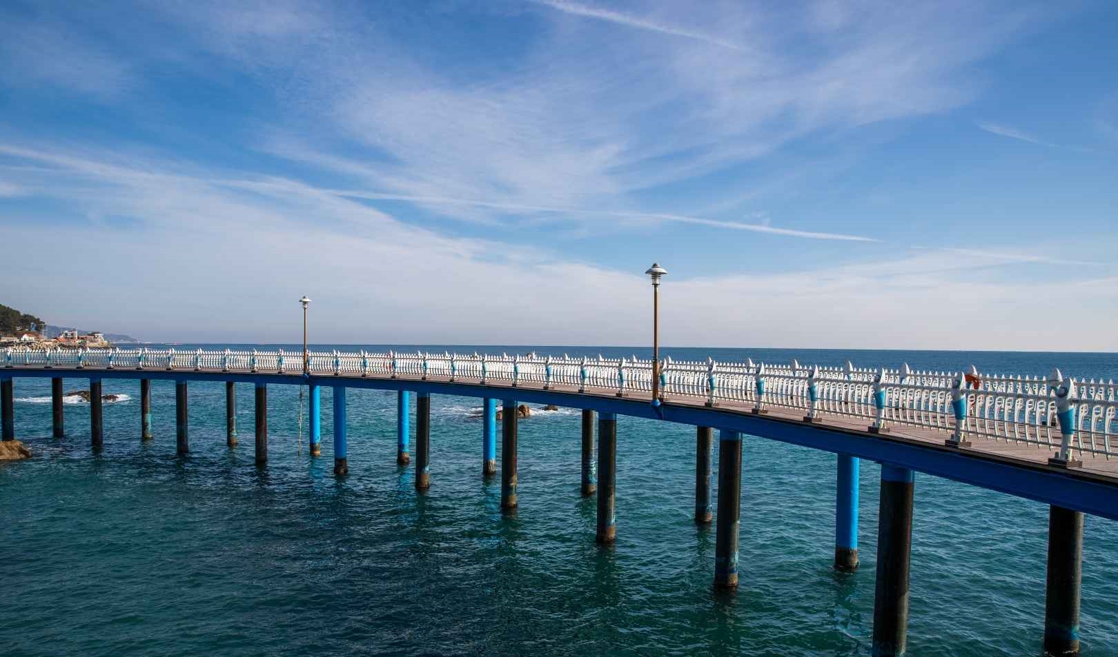 삼사해상공원 해상산책로