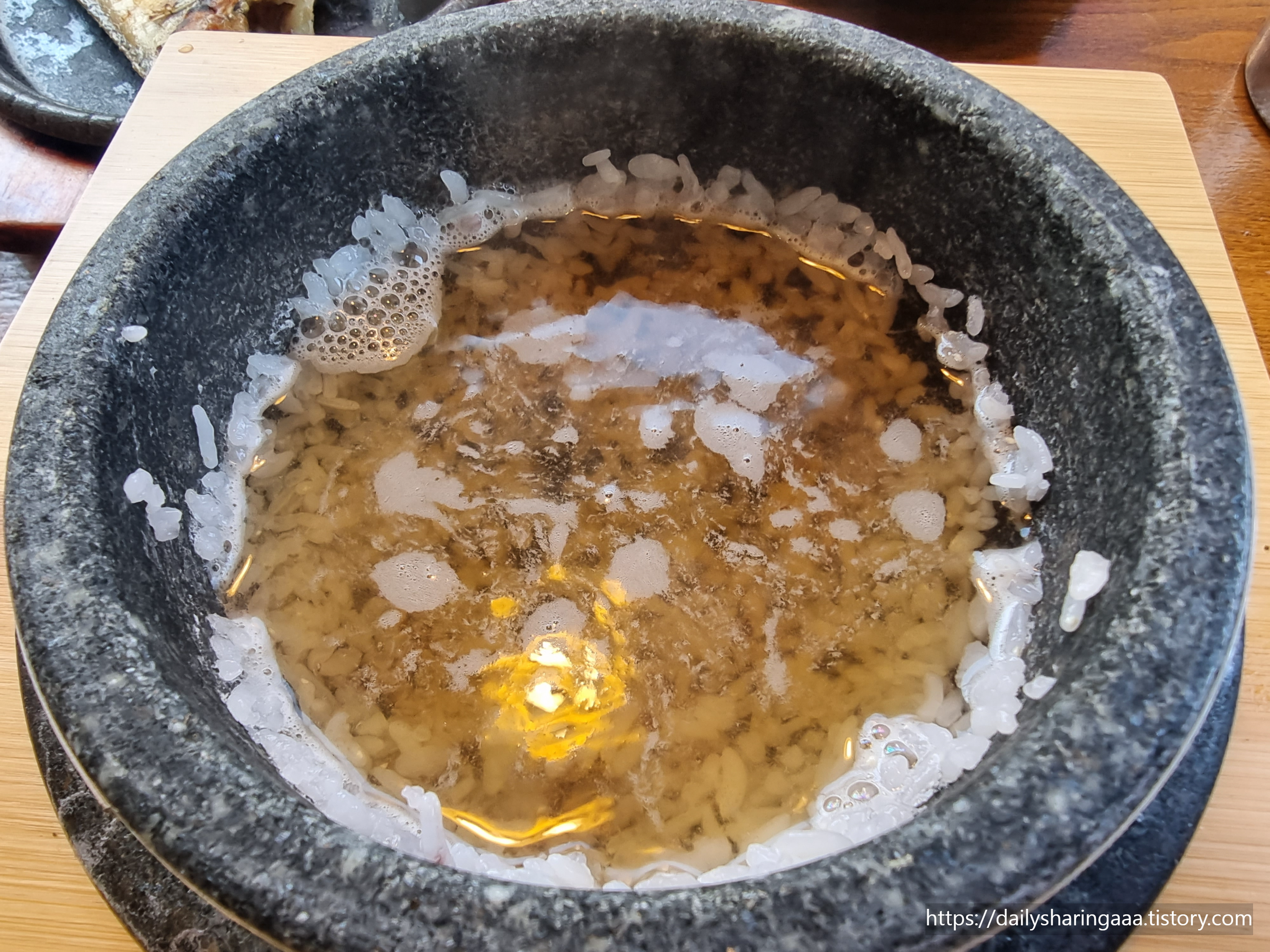 인천_청라_멸치부터고래까지_돌솥밥1