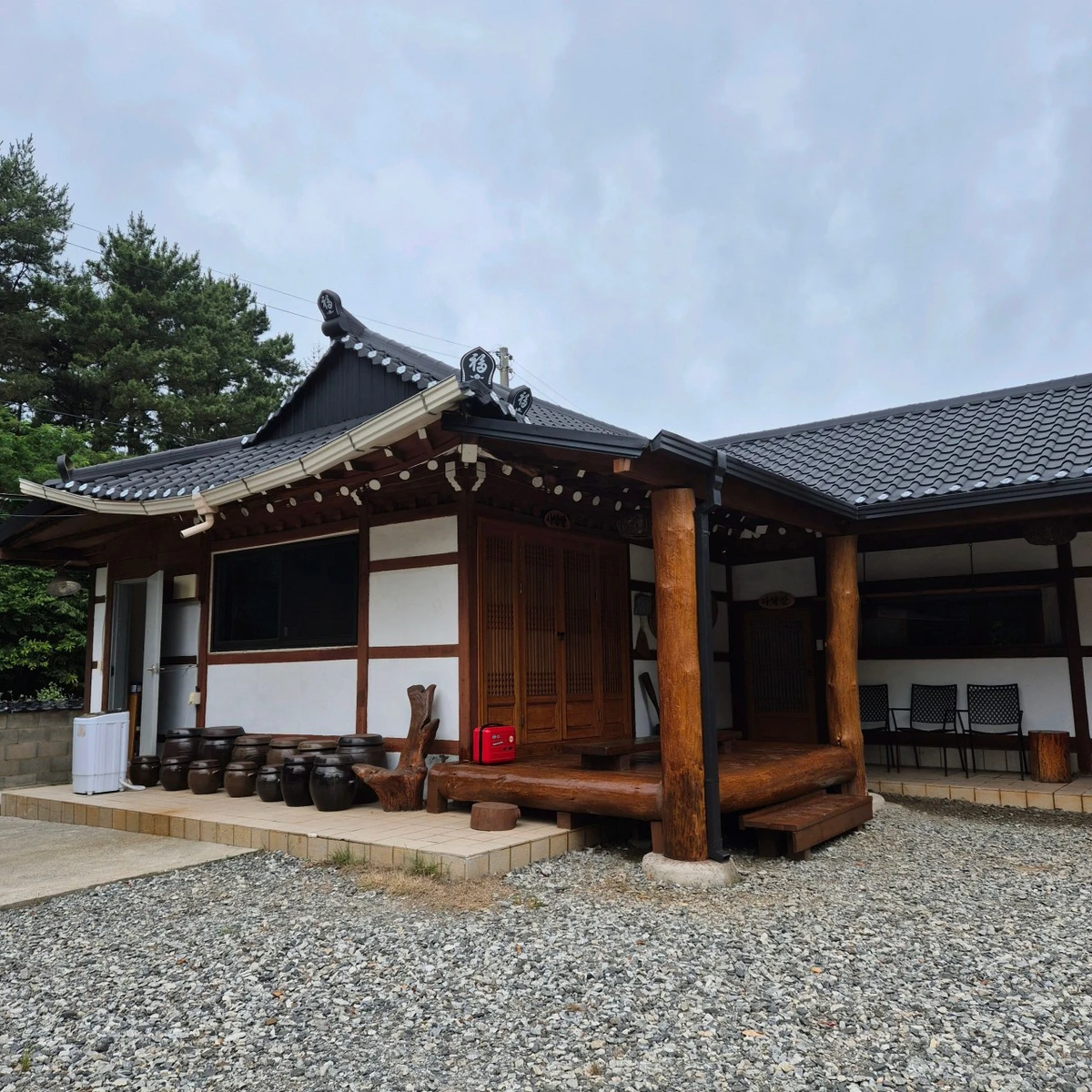 돌맹이 펜션 - 한옥숙소