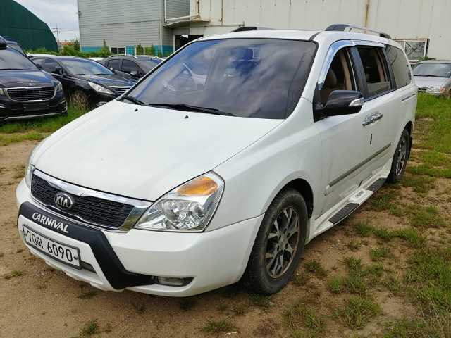 그랜드 카니발 모델연도 : 2014년 134,559 km / 오토 / 디젤