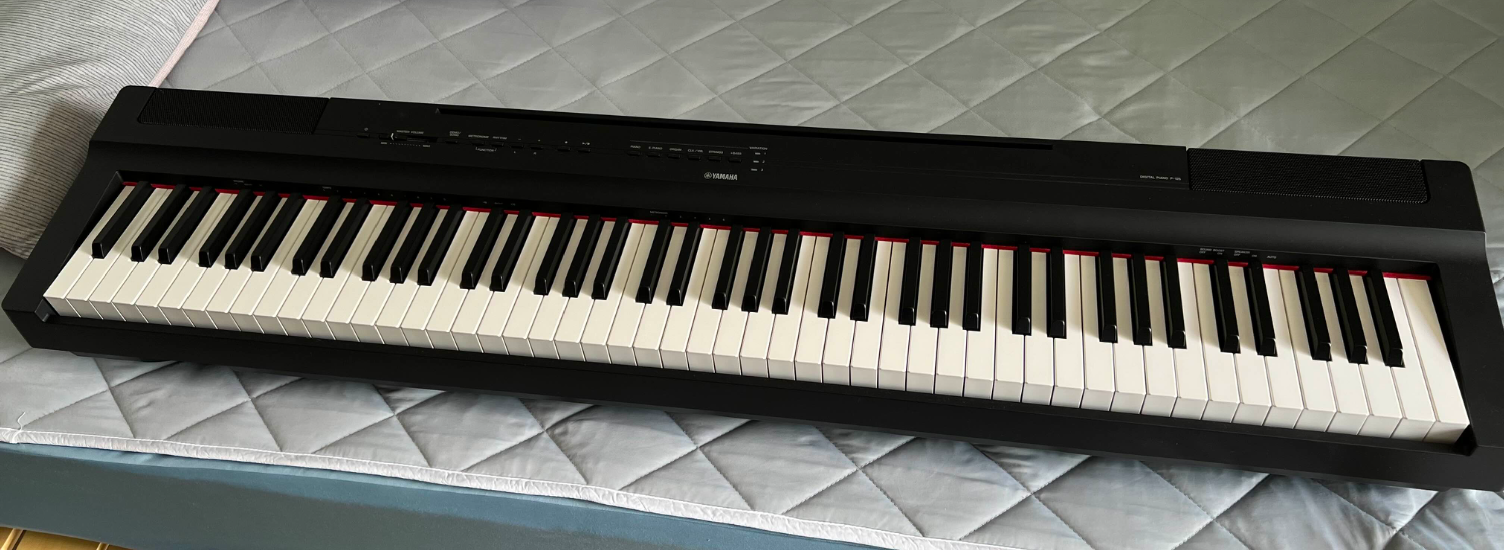 야마하 P-125 피아노 사진