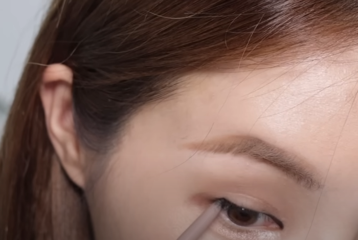 아이라인 완벽 정복 가이드! (feat. 아이라이너 종류, 그리는 법, 꼬리 빼는 법, 제품 추천)