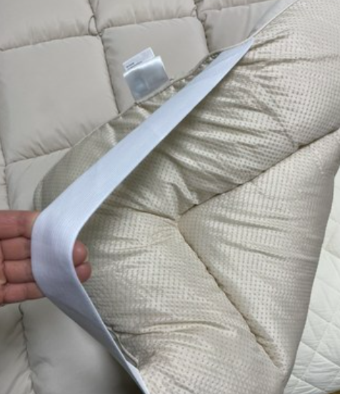 누잠 토퍼 매트리스의 디자인과 메모리폼 소재