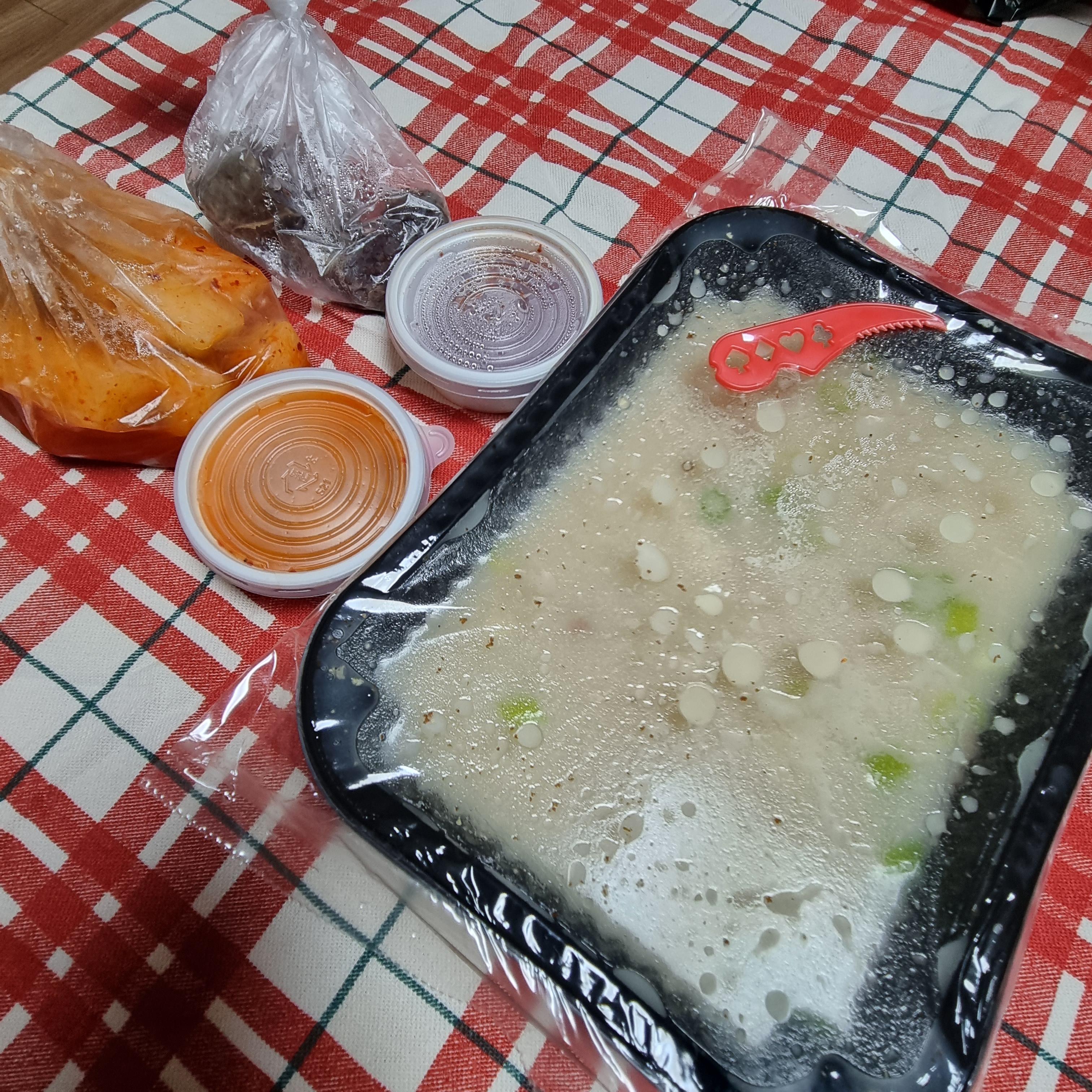 송학순대국 포장물