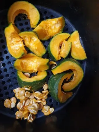 에어프라이어 밤 굽기 꿀팁 레시피_16