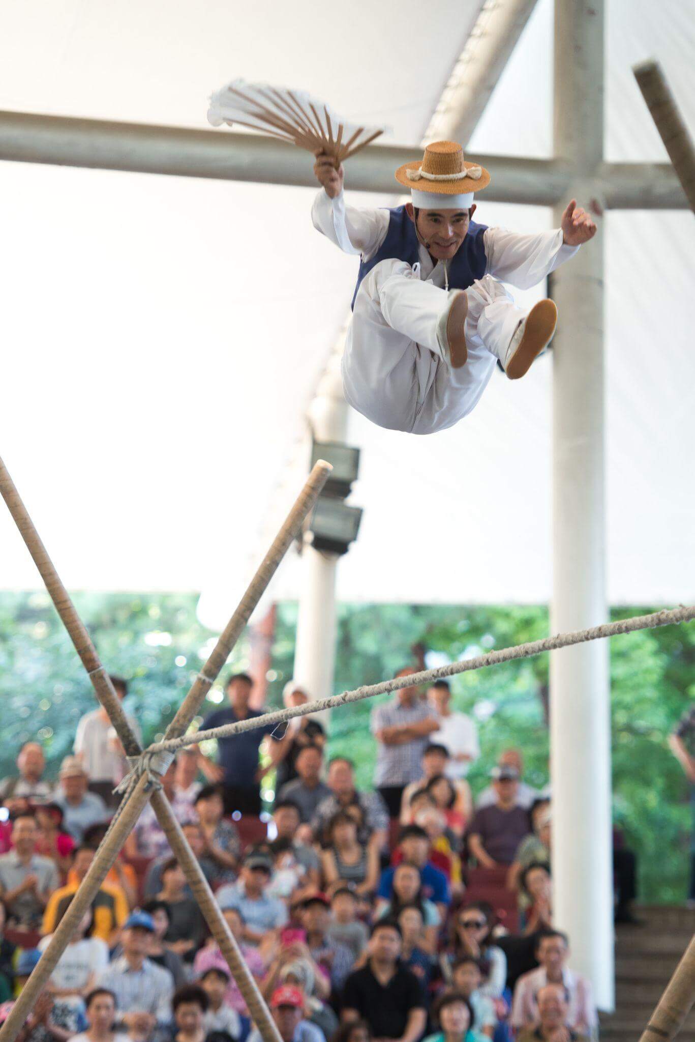유랑 예인 놀이, 이동 속에서 형성된 잊혀진 전통놀이4
