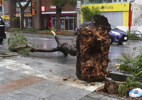 태풍 카눈 경로