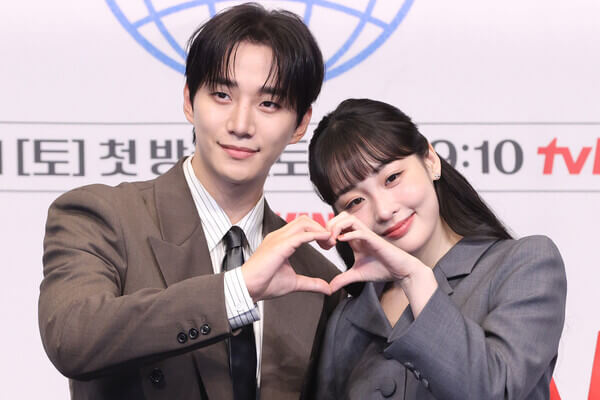 이준호&middot;김민하, &lsquo;태풍상사&rsquo;