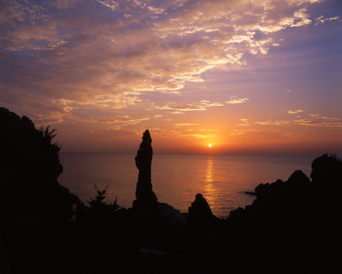 추암촛대바위 일출