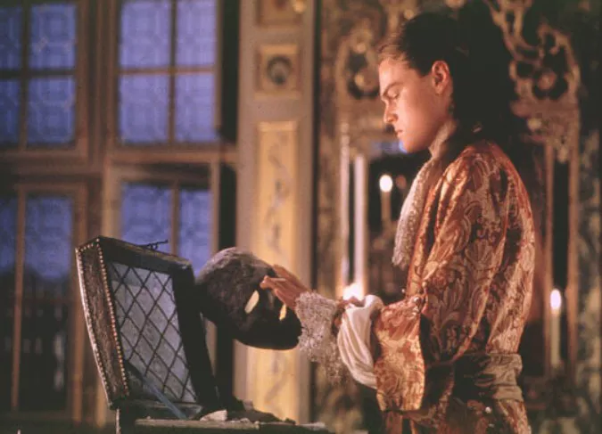 아이언 마스크 스틸컷