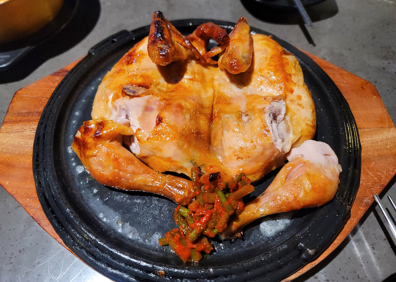 구도로통닭 마늘쫑닭