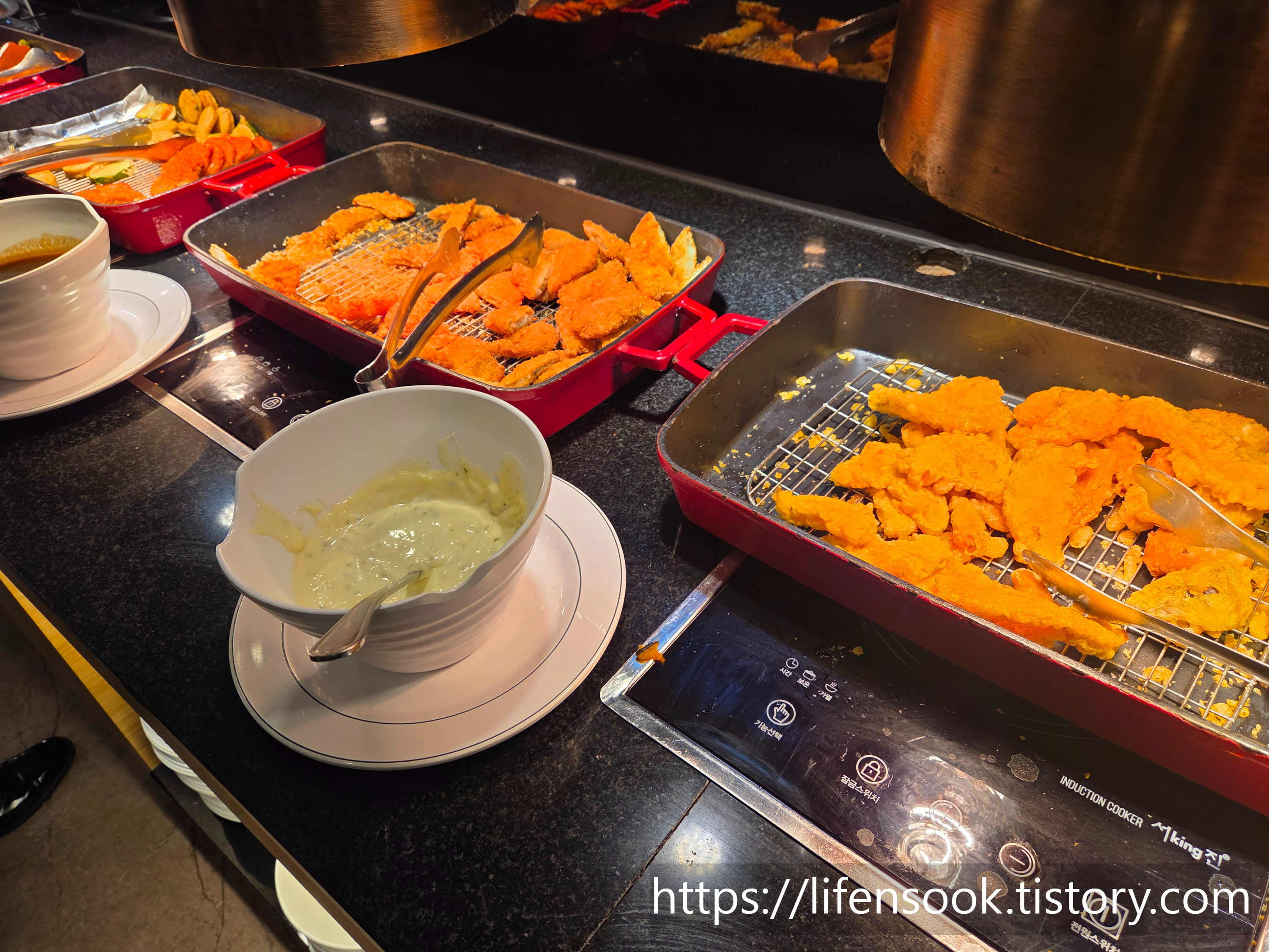 그랜드하우스 웨딩 9층 뷔페 음식 1