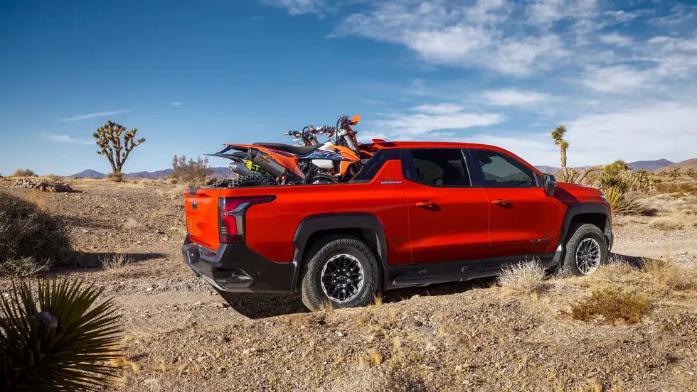 쉐보레 실버라도 EV 트레일보스 이미지