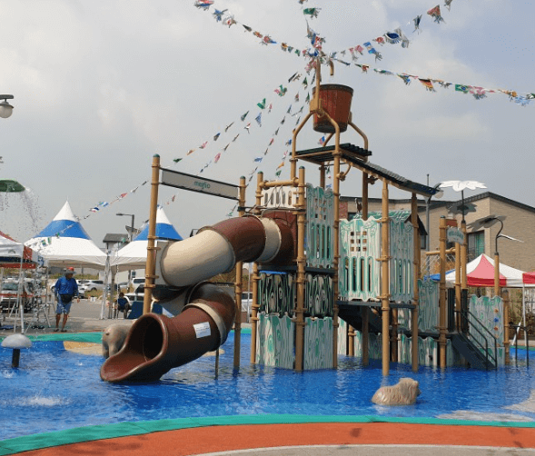 울산-물놀이장-미끄럼틀-배