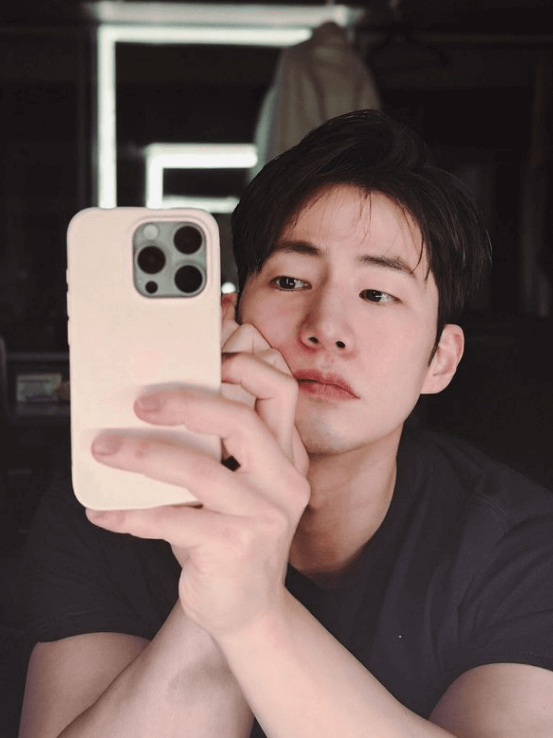 송재림 사진