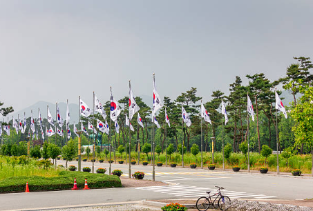 경찰과 소방공무원 30년 이상 재직 후 사망 국립묘지 안장, 절차와 신청 방법, 대상.