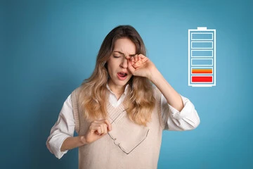 탄수화물이 부족하면 어떤 증상과 우리 몸에 무슨 일이 일어날까? 탄수화물은 우리 몸이 활동하는 데 필요한 주요 에너지원이에요. 우리가 평소에 먹는 밥, 빵, 과일 등에 많이 들어있죠. 하지만, 만약 충분한 탄수화물을 섭취하지 않으면, 우리 몸은 여러 가지 방식으로 반응할 수 있어요. 인체에 어떤 현상이 나타나는지 알아볼까요~~