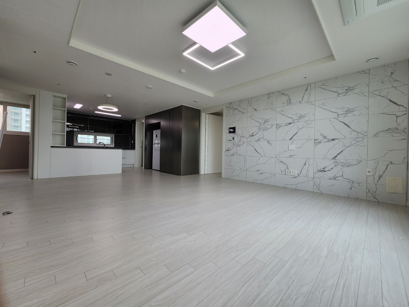 평택고덕 대광로제비앙 a타입 내부구조 거실