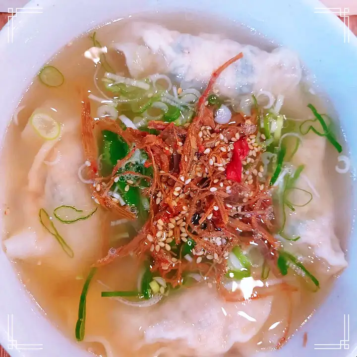 식객 허영만 백반기행 김용림 편 이북식 손만두 전골 만둣국 평양식 만두전골 김포 맛집 소개