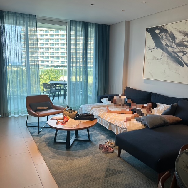 나트랑 알마리조트 객실 소파베드