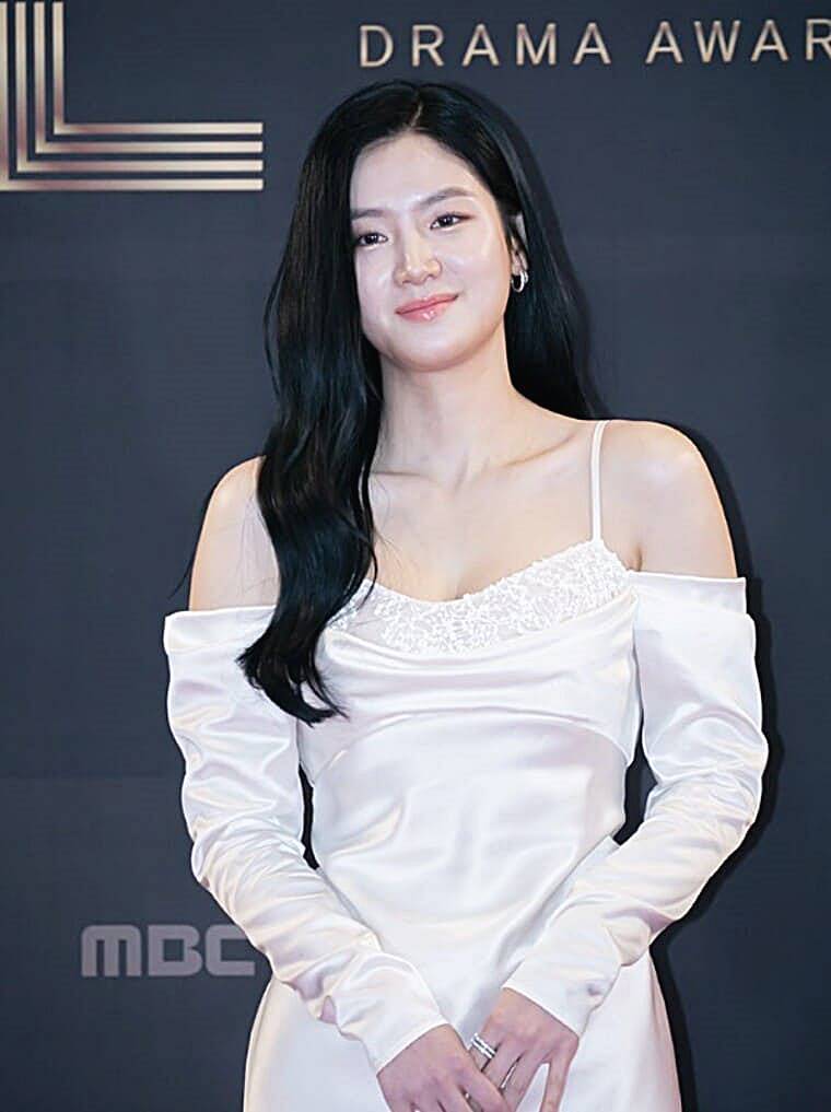 배우-박주현
