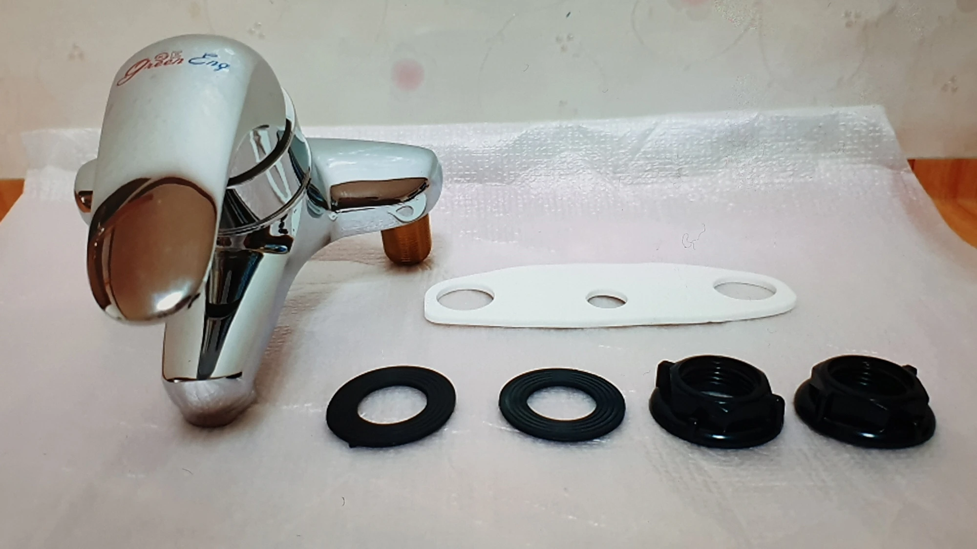 세면대 수전 구성품