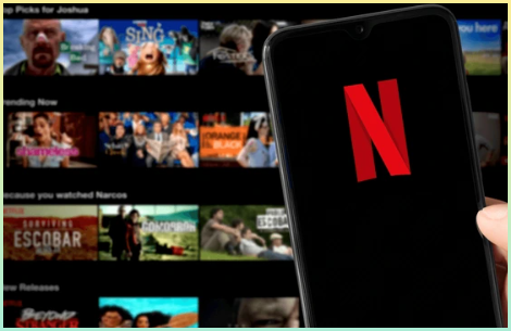 넷플릭스와 다양한 콘텐츠를 보여주는 사진