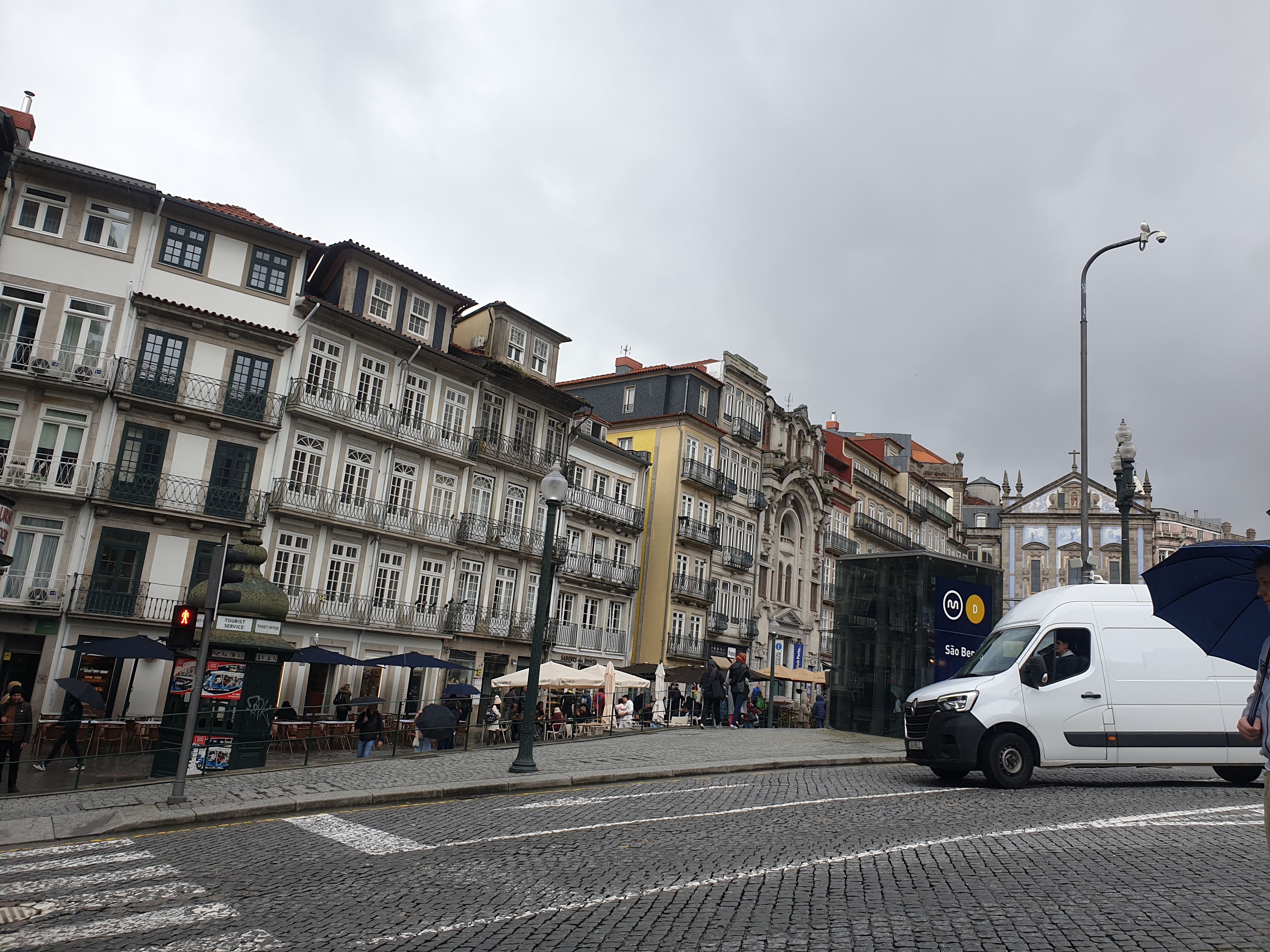 포루투 거리 사진