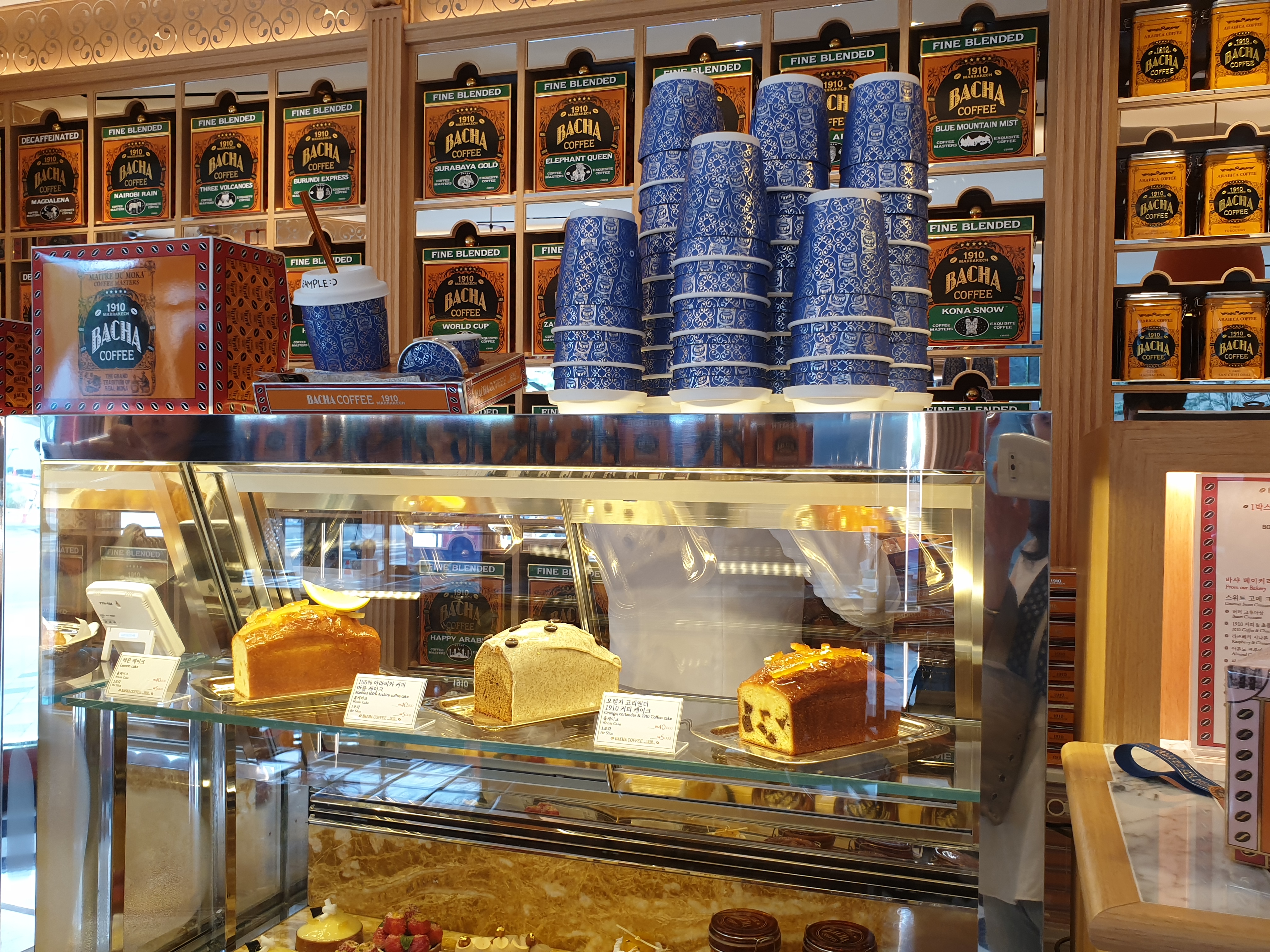 청담 바샤커피 디저트 코너