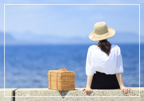 여행 하는 여자 사진