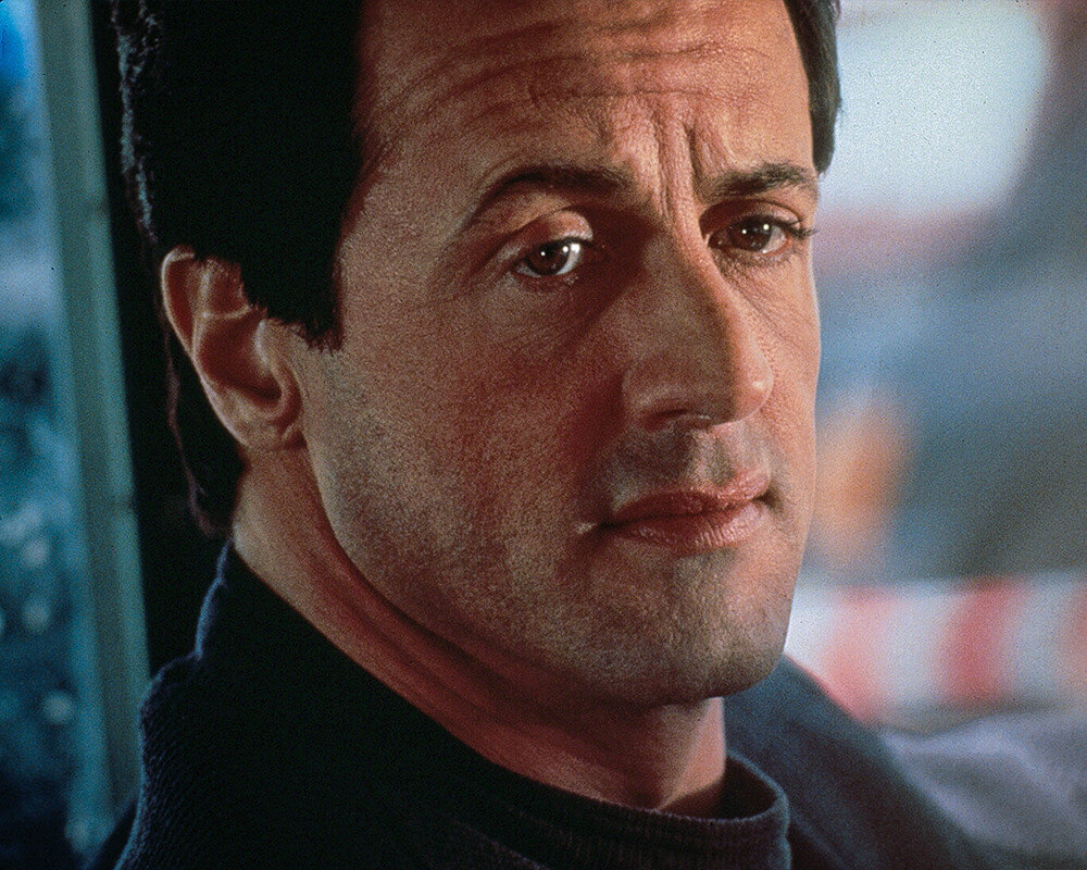 영화 클리프행어