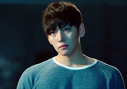 지창욱 무표정 사진