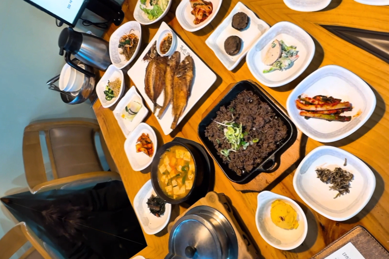 창원중동맛집 목민정 줄 서서 먹는 한정식의 진수