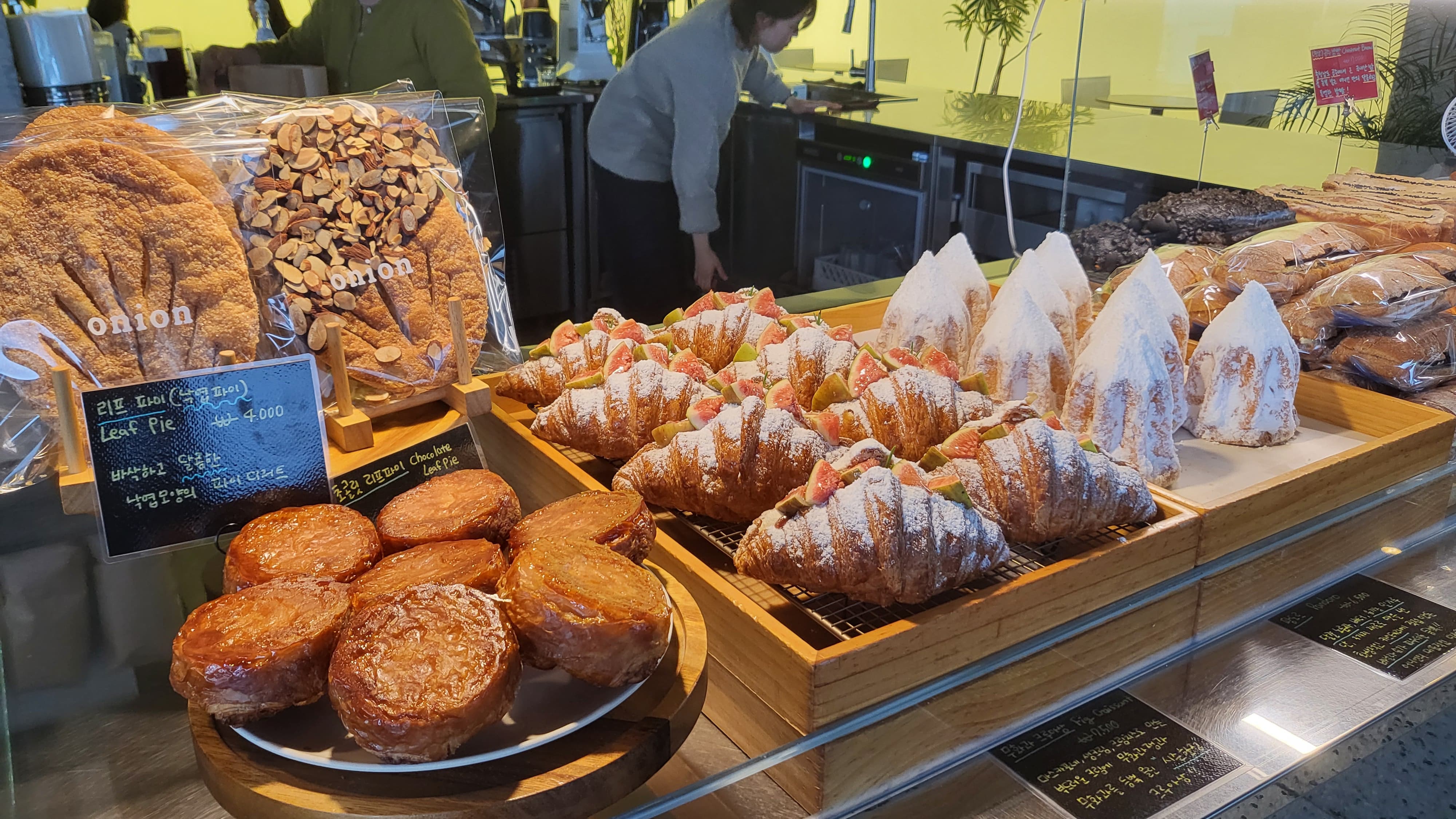 강북구 미아] 소금빵 맛집_커피,디저트 카페_어니언