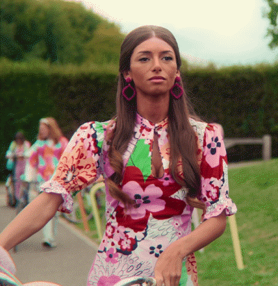 오티스의 비밀상담소 속 루비의 모습