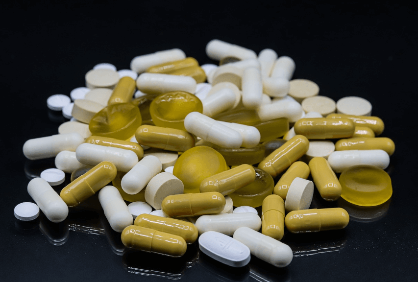 40대에게 꼭 필요한 영양제 Best 7 및 복용 시간 가이드!!