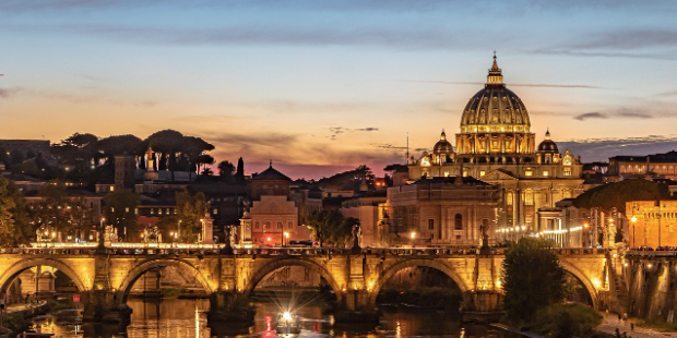 저녁 노을진 바티칸 시스티나 성당