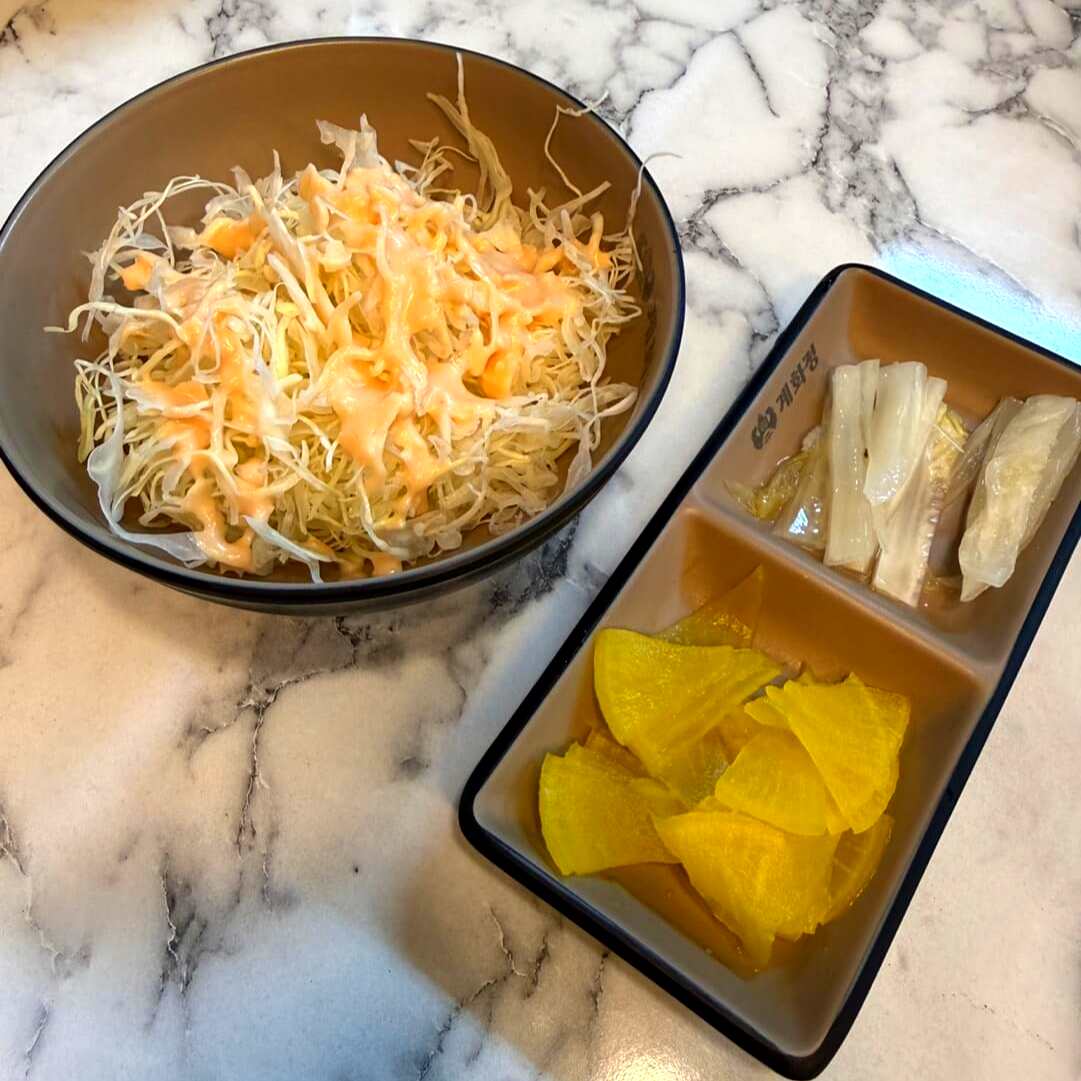 모란 계화정 기본 반찬 구성